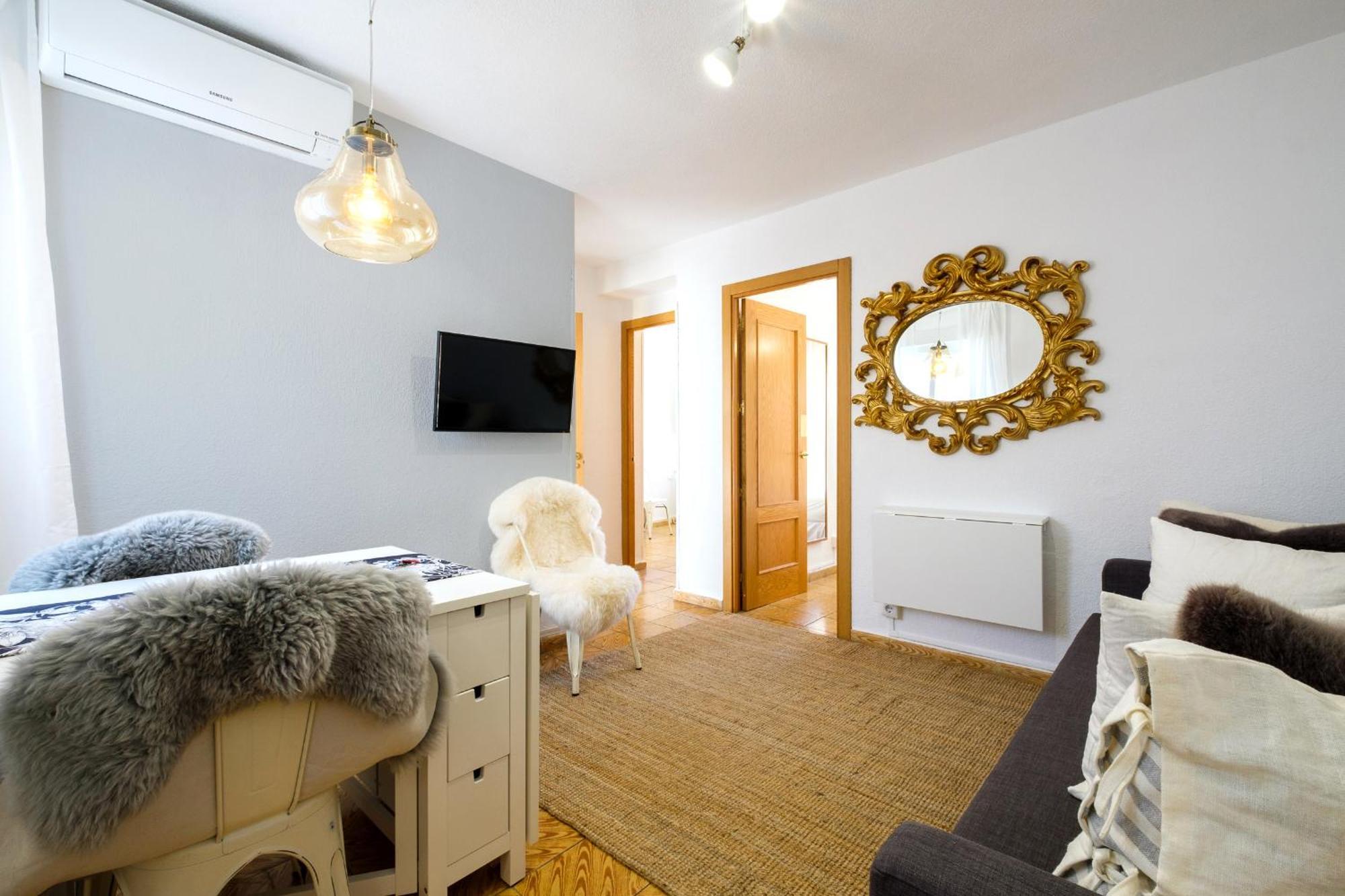 My City Home- Cozy Apartment At Aravaca Madrid Exterior foto